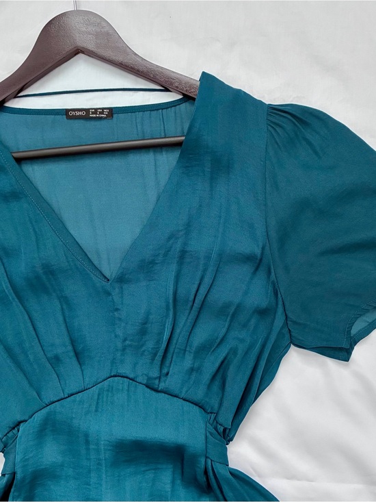 Oysho Dresses & Skirts - Oysho Women's Teal V-Neck Midi Dress size S